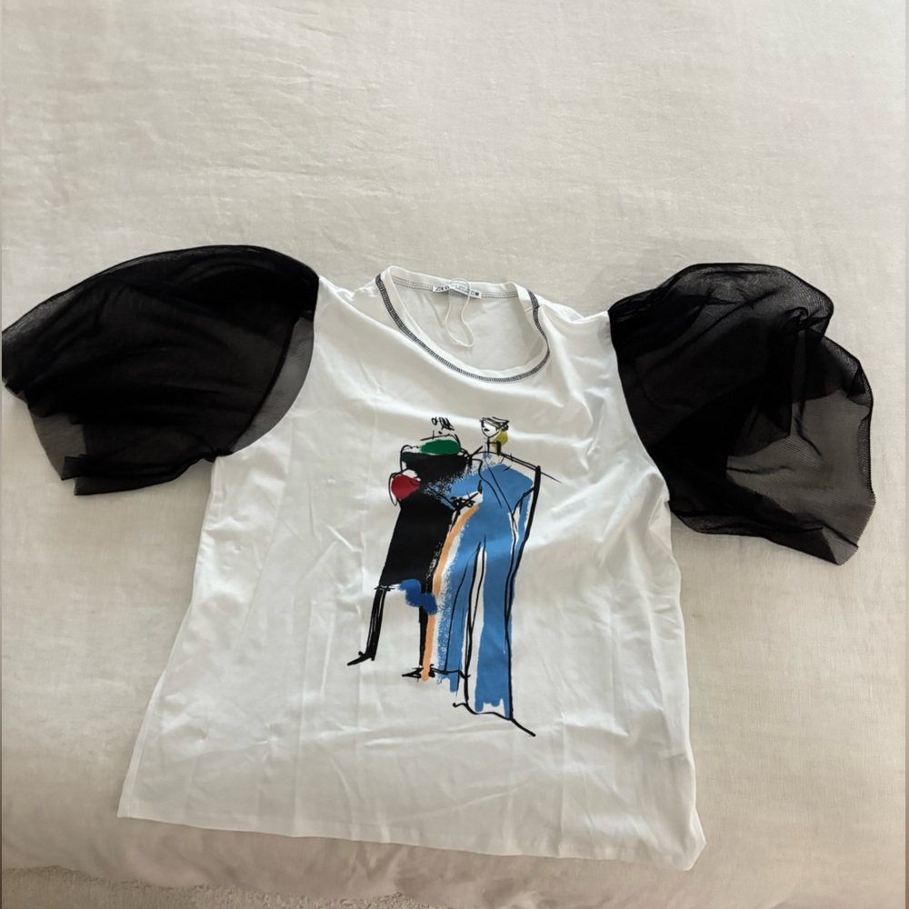 Zara White and Black Short Sleeve Tee
